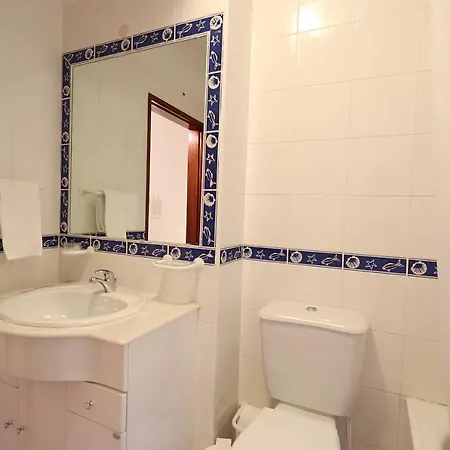 Fiph Castelos Da Rocha Grey Апартаменти *